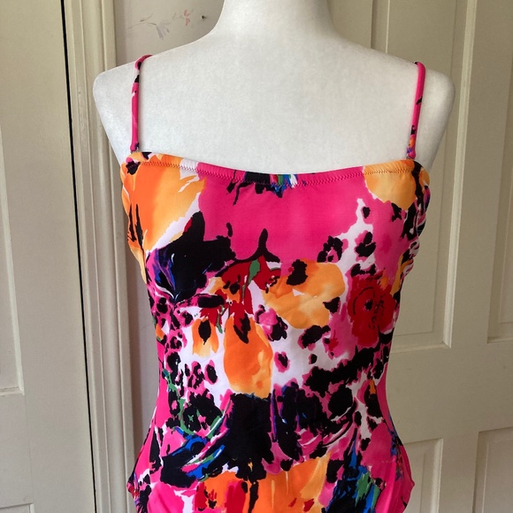 Villa Del Mar Swimsuit/ Spaghetti Straps option - Picture 5 of 13